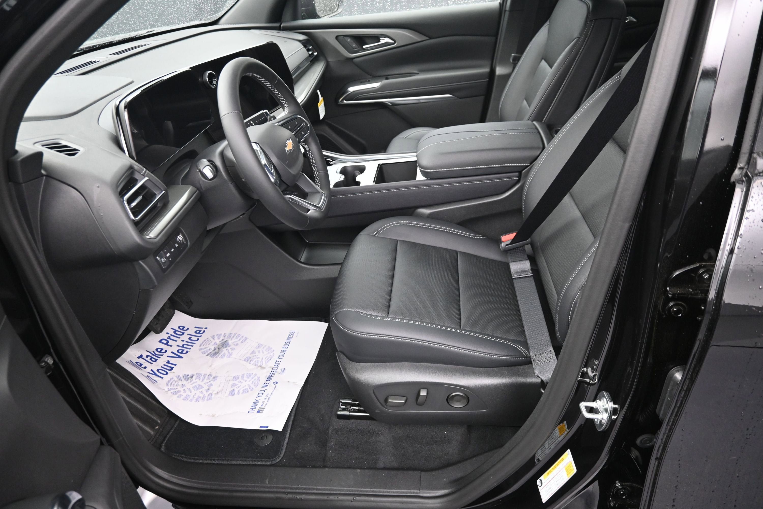 New 2026 Chevrolet Traverse LT AWD/4WD image 10