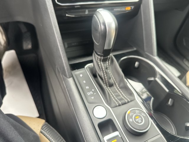Used 2023 Volkswagen Atlas Cross Sport SE AWD/4WD image 25