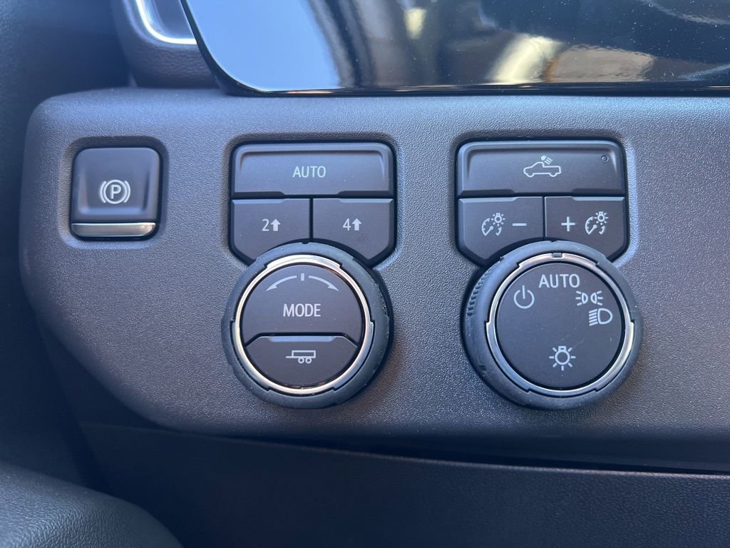 New 2026 Chevrolet Silverado 1500 LT image 17