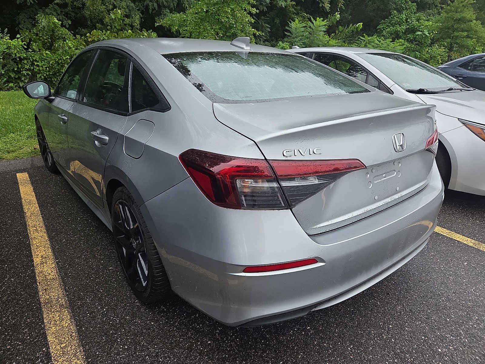 Used 2025 Honda Civic Sport image 4