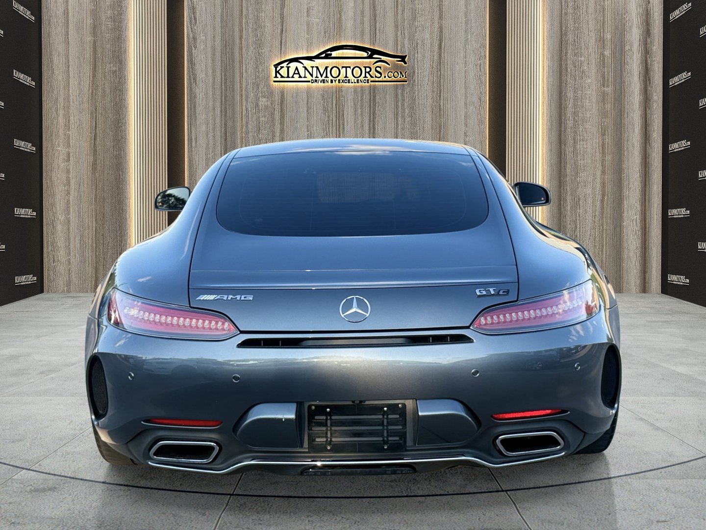 Used 2018 Mercedes-Benz AMG GT C image 6