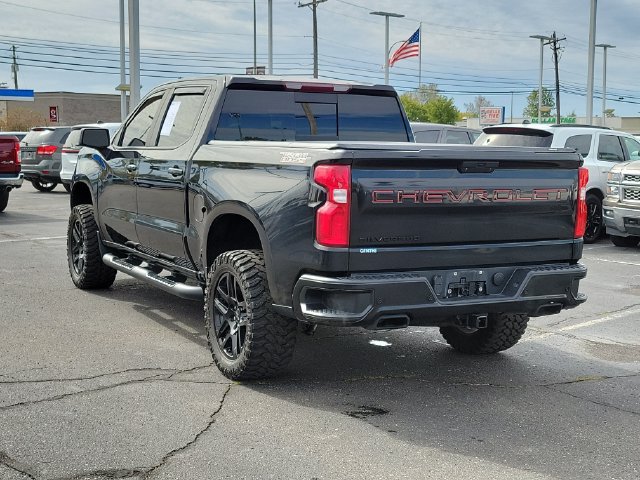 Used 2022 Chevrolet Silverado 1500 LT Trail Boss w/ LT Trail Boss Premium Package AWD/4WD image 4