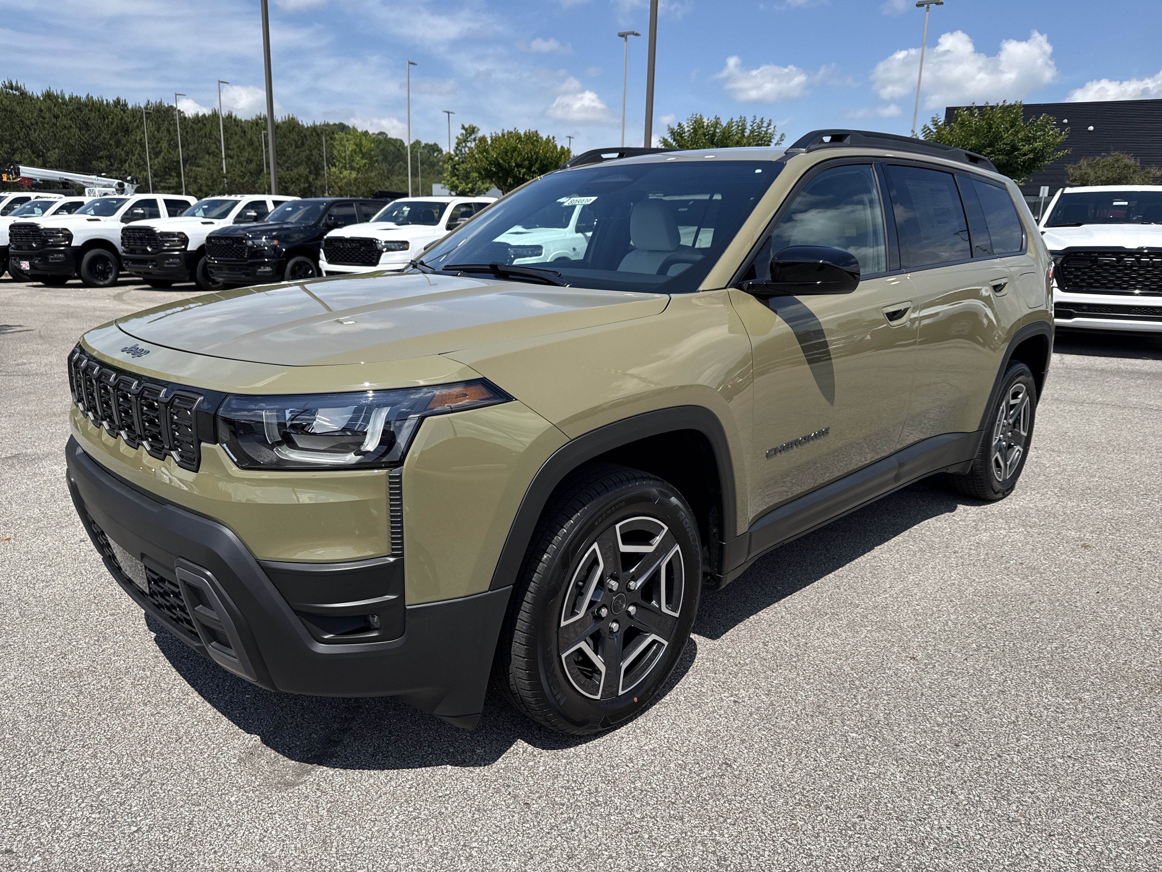 New 2026 Jeep Cherokee Laredo AWD/4WD image 3