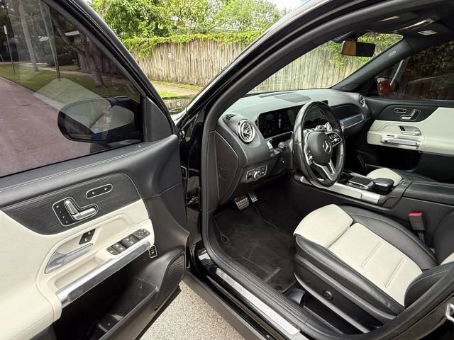Used 2021 Mercedes-Benz GLB 250 image 8
