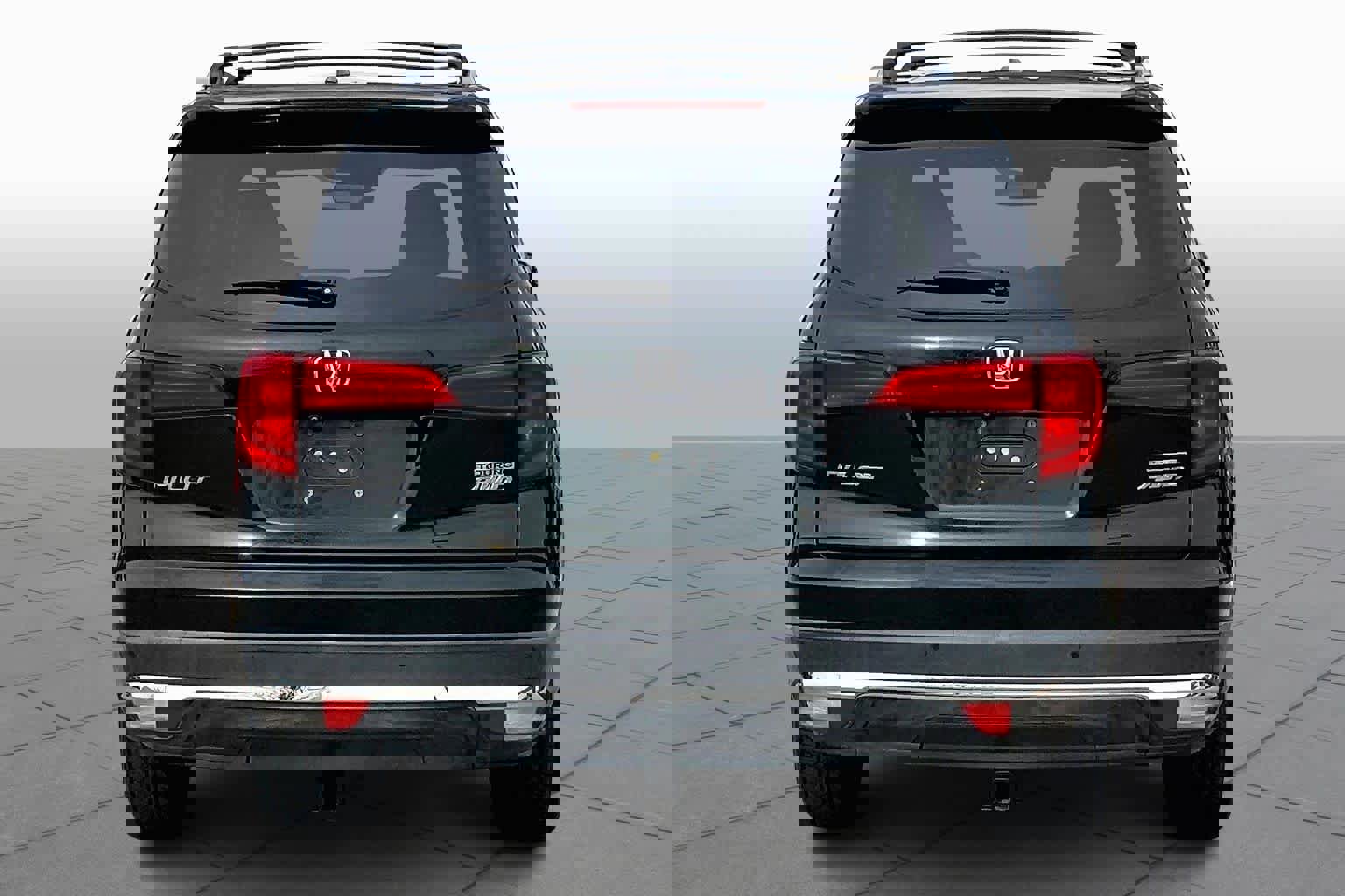 Used 2016 Honda Pilot Touring image 5