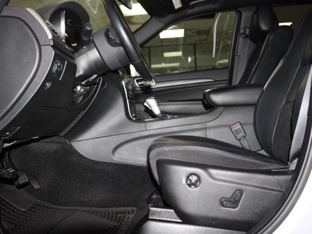 Used 2021 Jeep Grand Cherokee Laredo X image 8