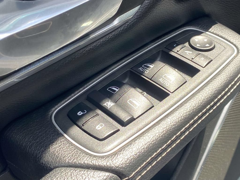 Used 2022 RAM 1500 Laramie AWD/4WD image 20