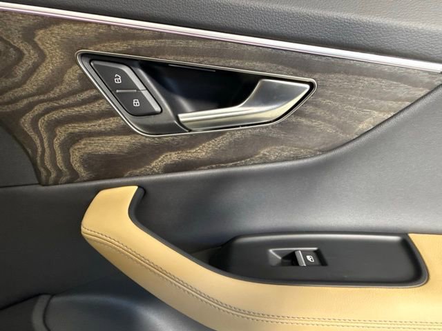 Used 2025 Audi Q7 3.0T Premium Plus image 35