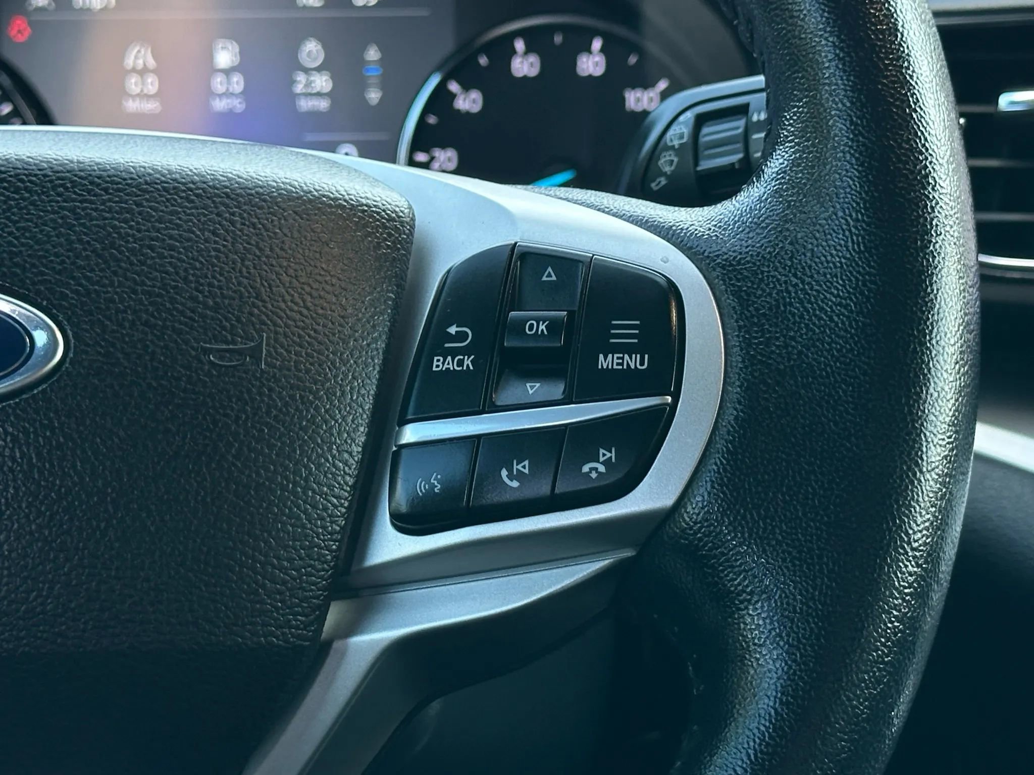 Used 2022 Ford Explorer XLT w/ Equipment Group 202A image 32