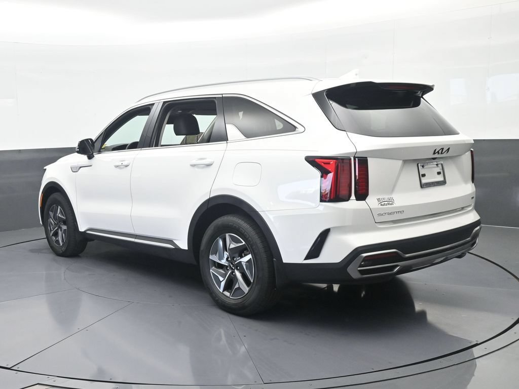 Used 2023 Kia Sorento EX FWD image 4
