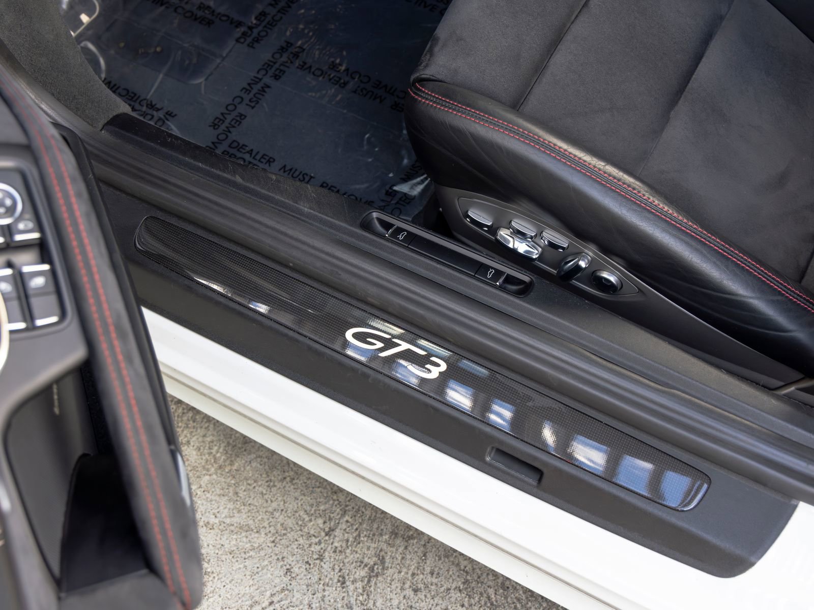 Used 2018 Porsche 911 GT3 image 28