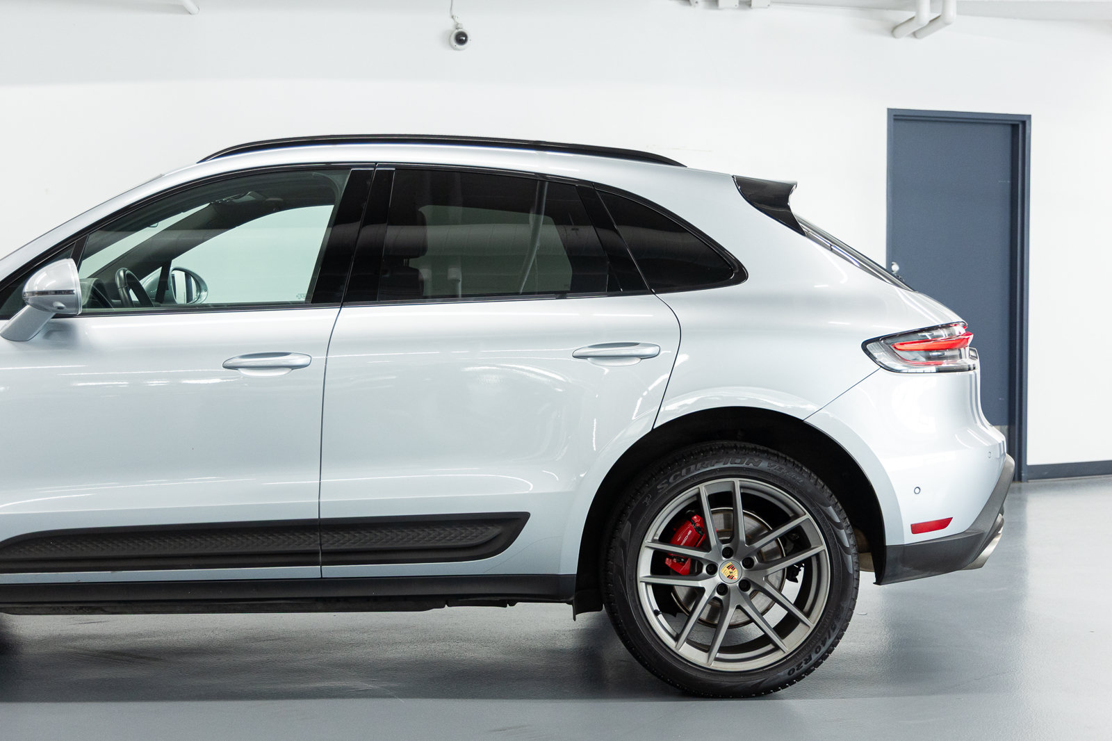 Used 2022 Porsche Macan S w/ Premium Package Plus AWD/4WD image 14