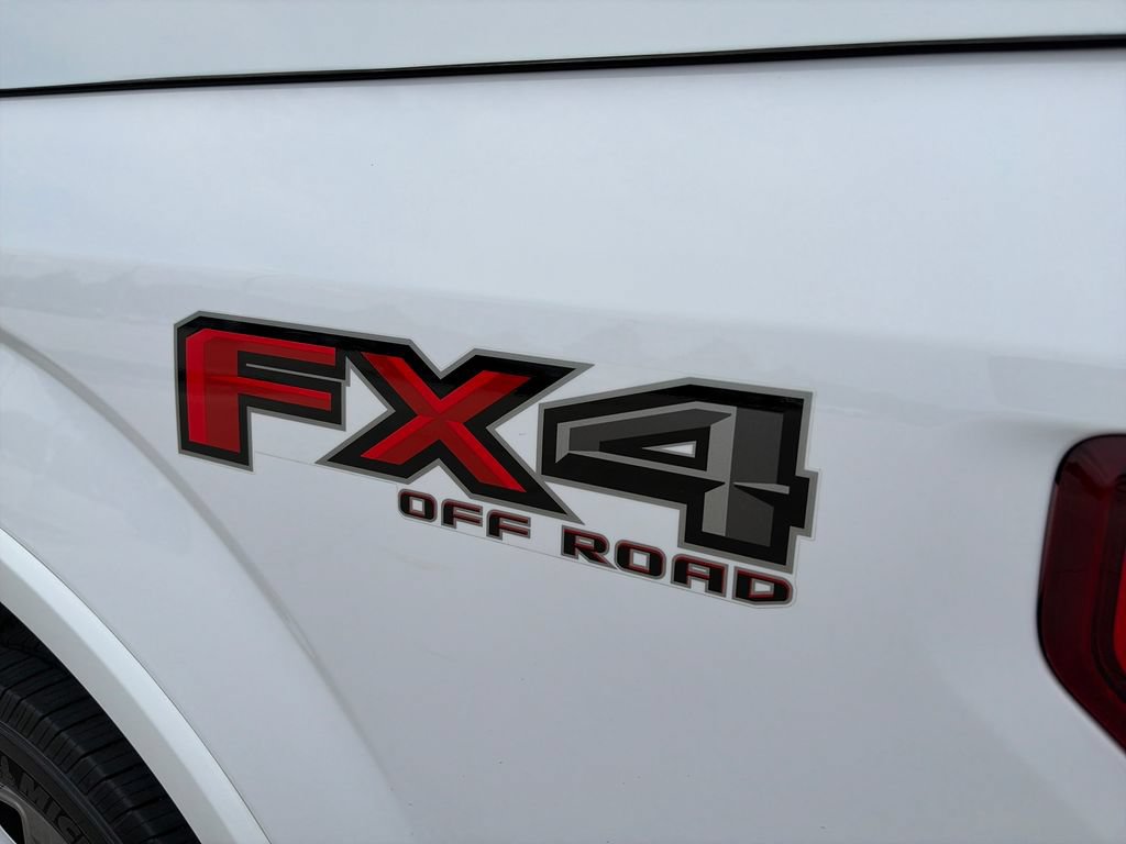 Used 2019 Ford F150 XLT w/ Equipment Group 302A Luxury AWD/4WD image 6