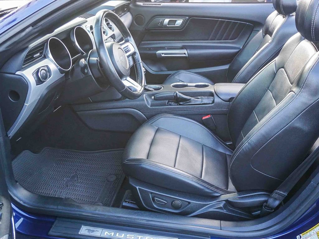 Used 2020 Ford Mustang Premium RWD image 19
