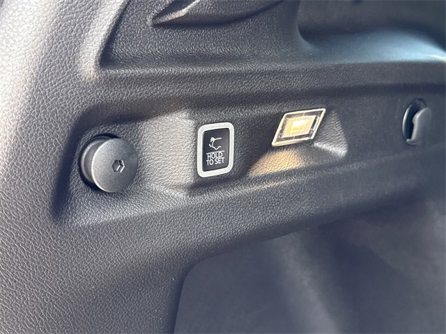 New 2025 Jeep Grand Cherokee L Laredo w/ Luxury Tech Group I image 33