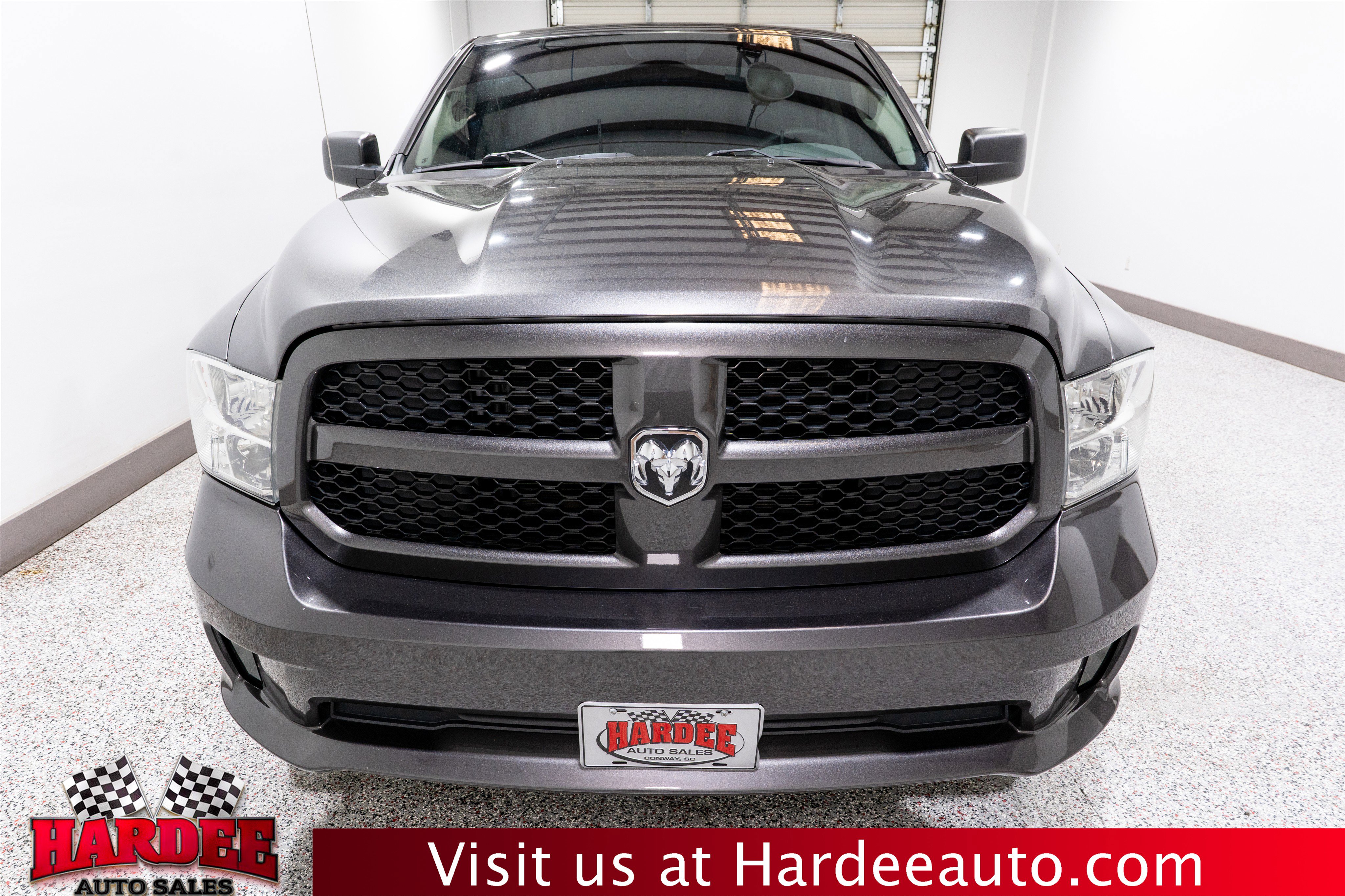 Used 2019 RAM 1500 Express w/ Express Value Package AWD/4WD image 7