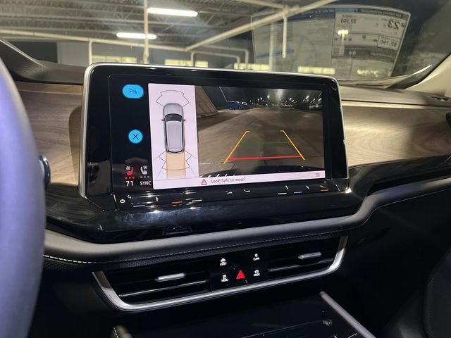 New 2026 Volkswagen Atlas SE image 17
