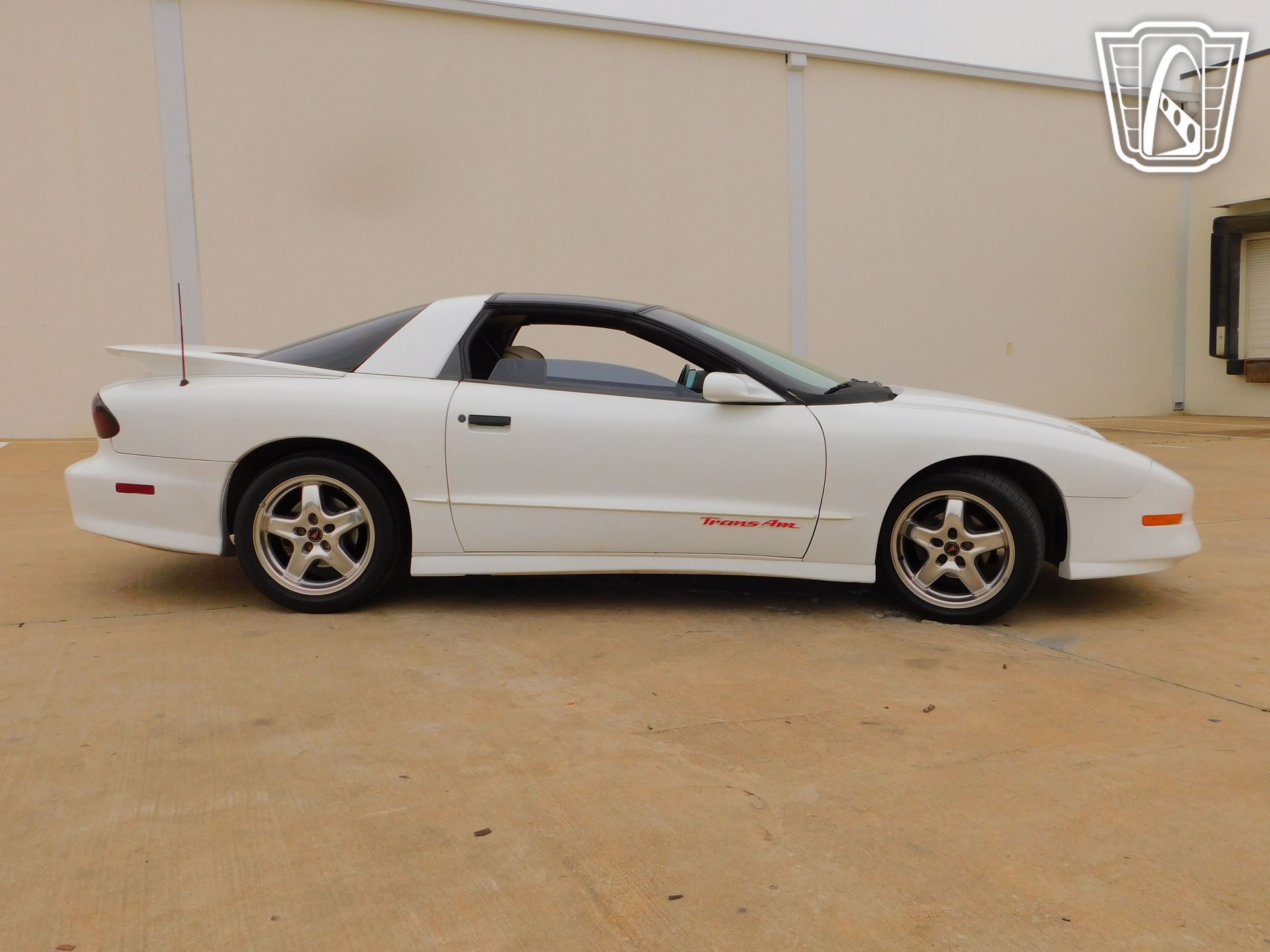 Used 1996 Pontiac Firebird Coupe image 27