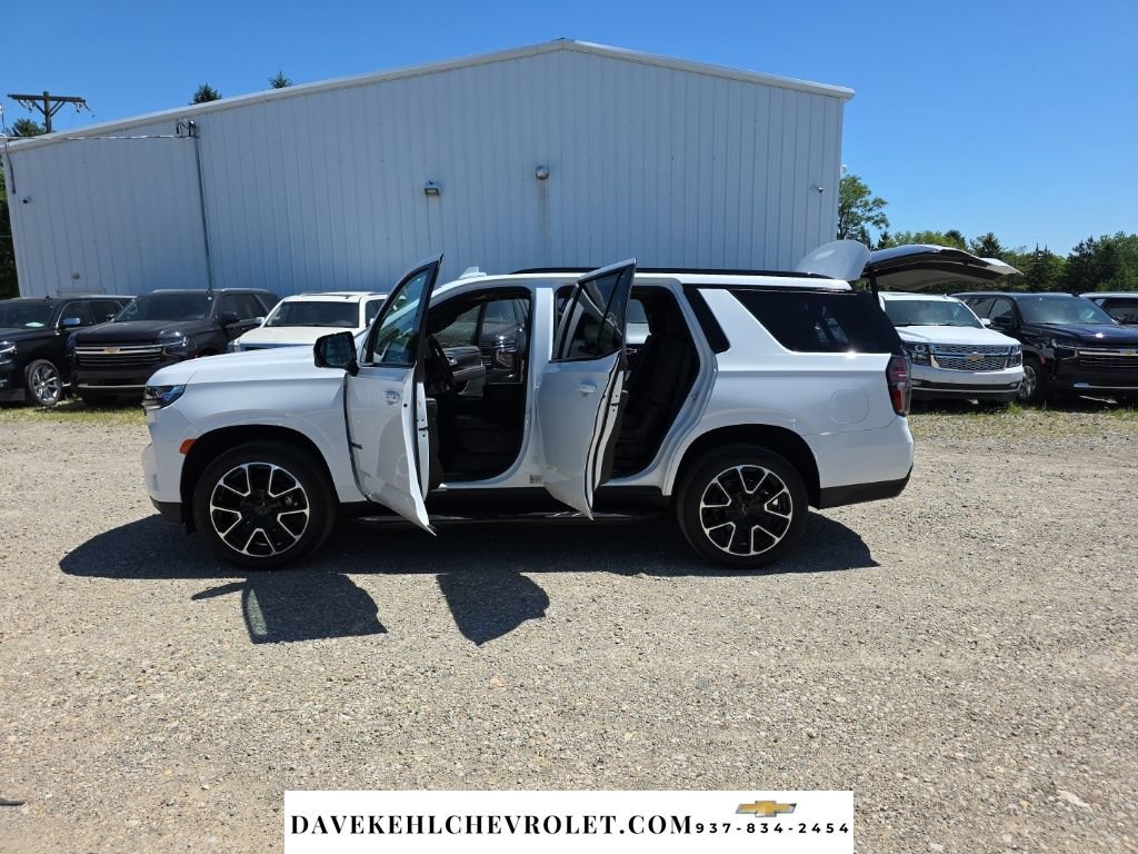 Used 2023 Chevrolet Tahoe RST w/ Luxury Package AWD/4WD image 30