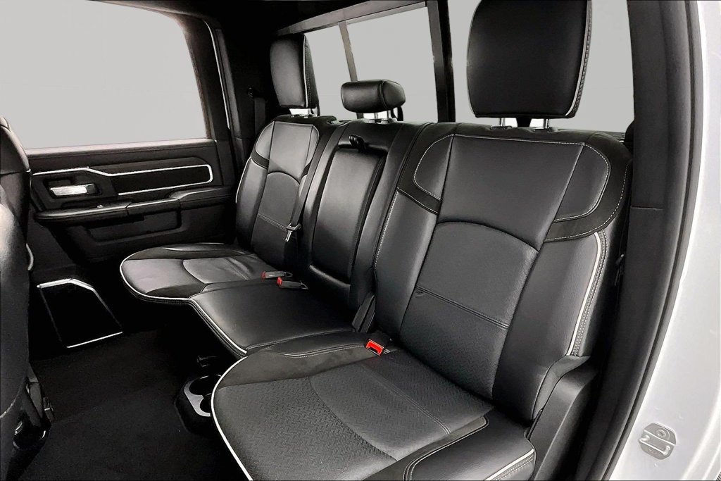 Used 2025 RAM 2500 Laramie AWD/4WD image 26