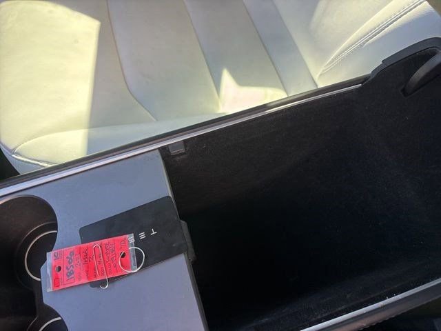 Used 2021 Tesla Model 3 Standard Range Plus image 23