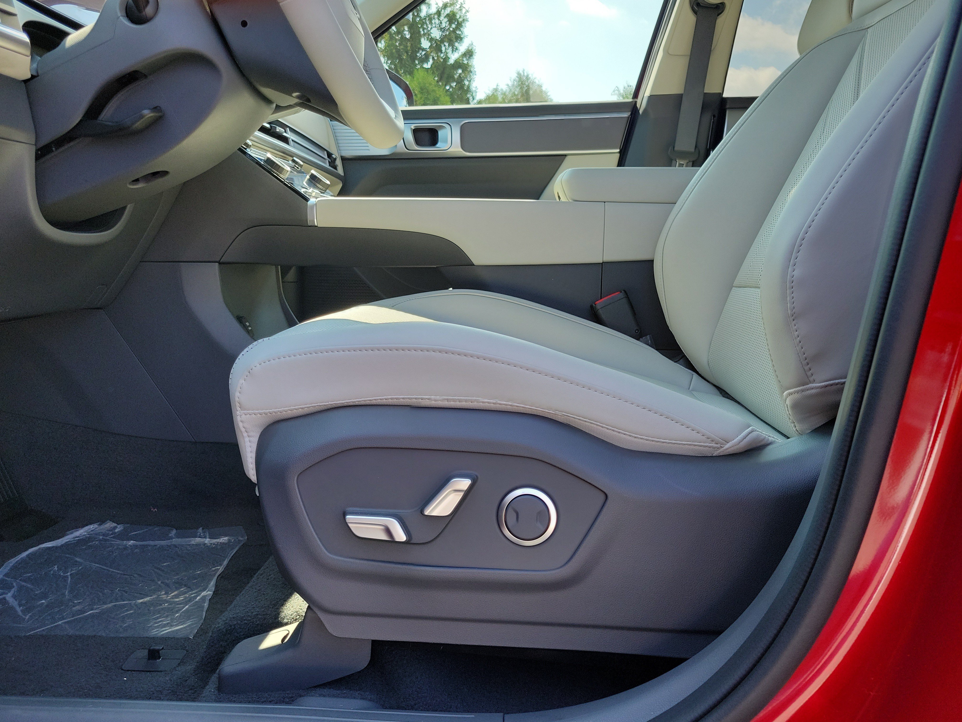 New 2027 Hyundai Santa Fe SEL AWD/4WD image 16