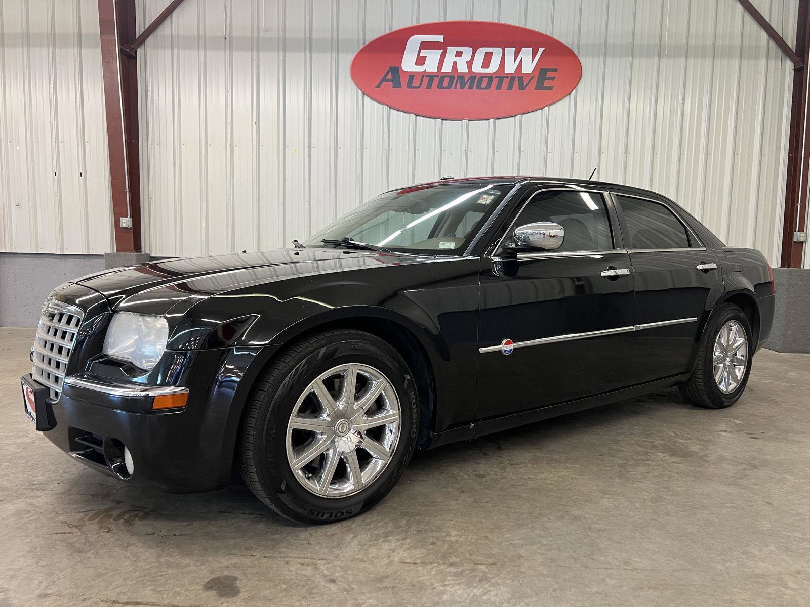 Used 2008 Chrysler 300 C image 8