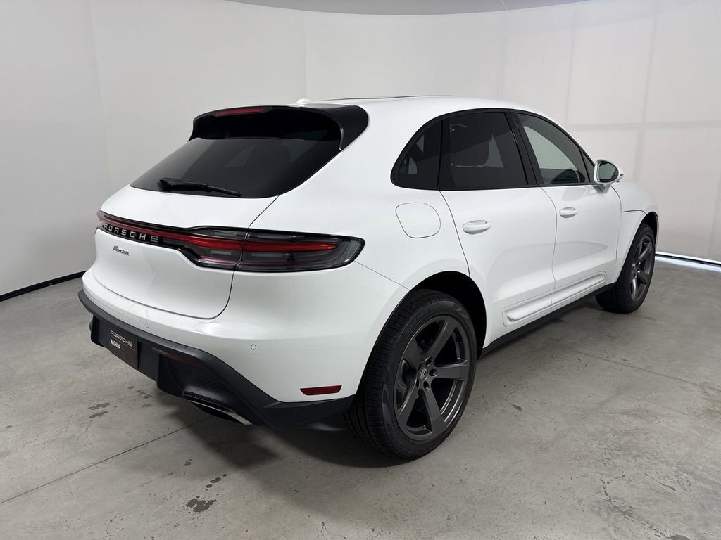 New 2026 Porsche Macan AWD/4WD image 7