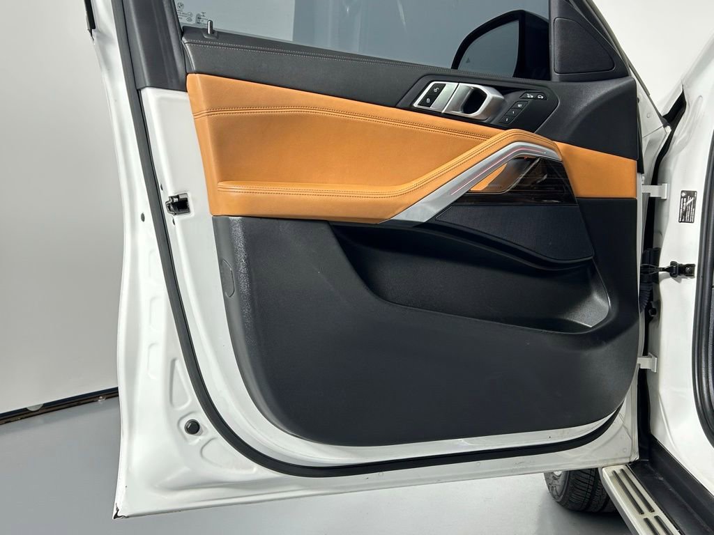 Used 2020 BMW X6 xDrive40i w/ Convenience Package image 39