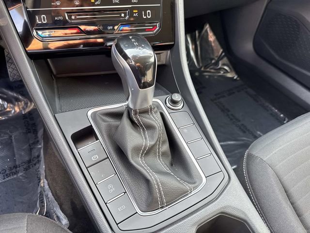 Certified 2025 Volkswagen Jetta S image 21