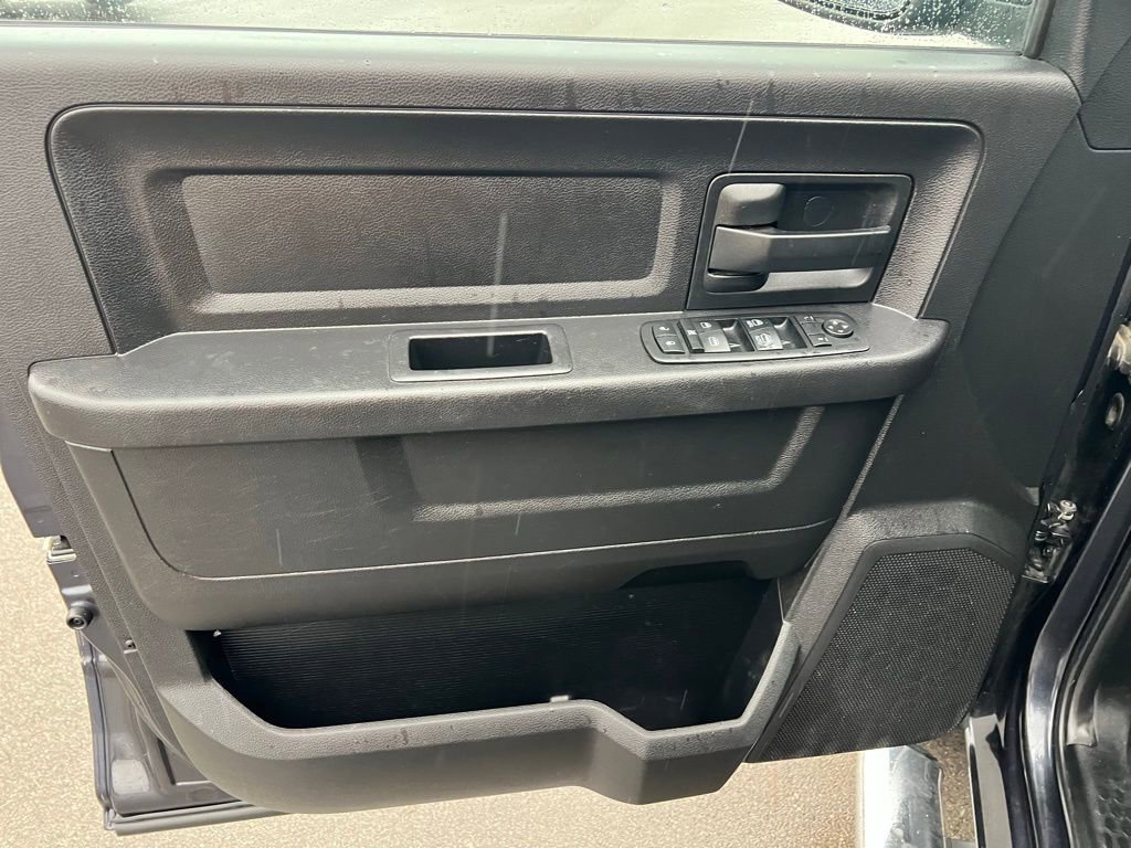 Used 2015 RAM 1500 Express image 14