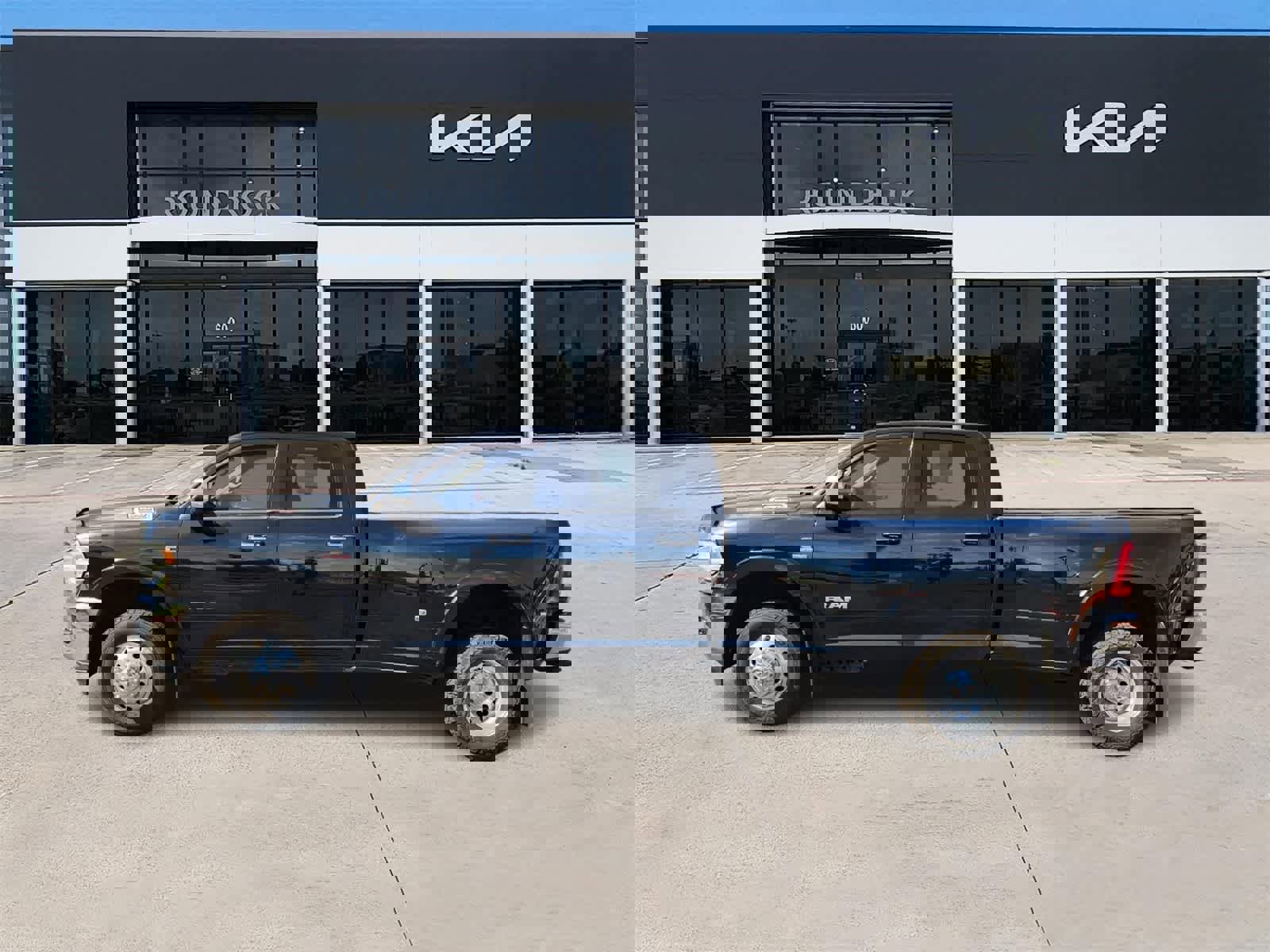 Used 2020 RAM 3500 Laramie image 4