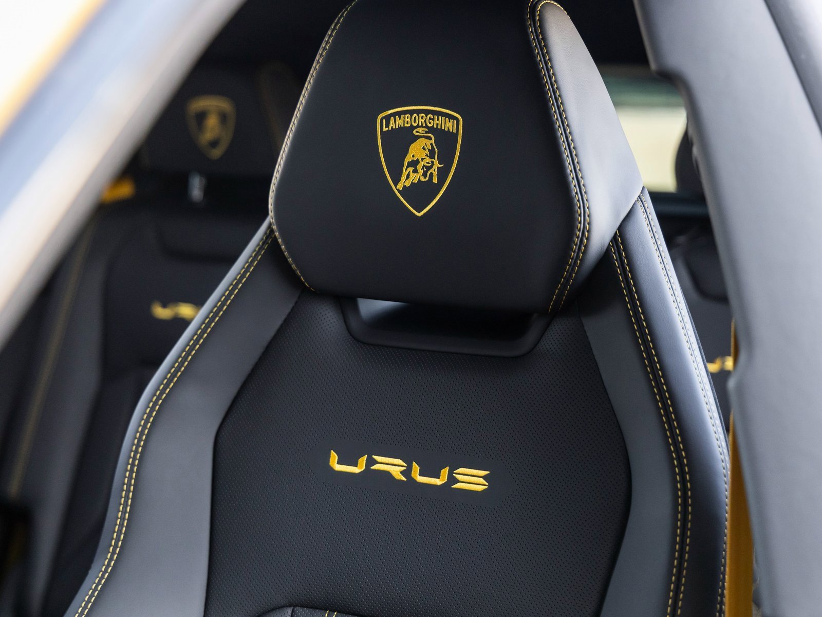 Used 2024 Lamborghini Urus Performante image 30