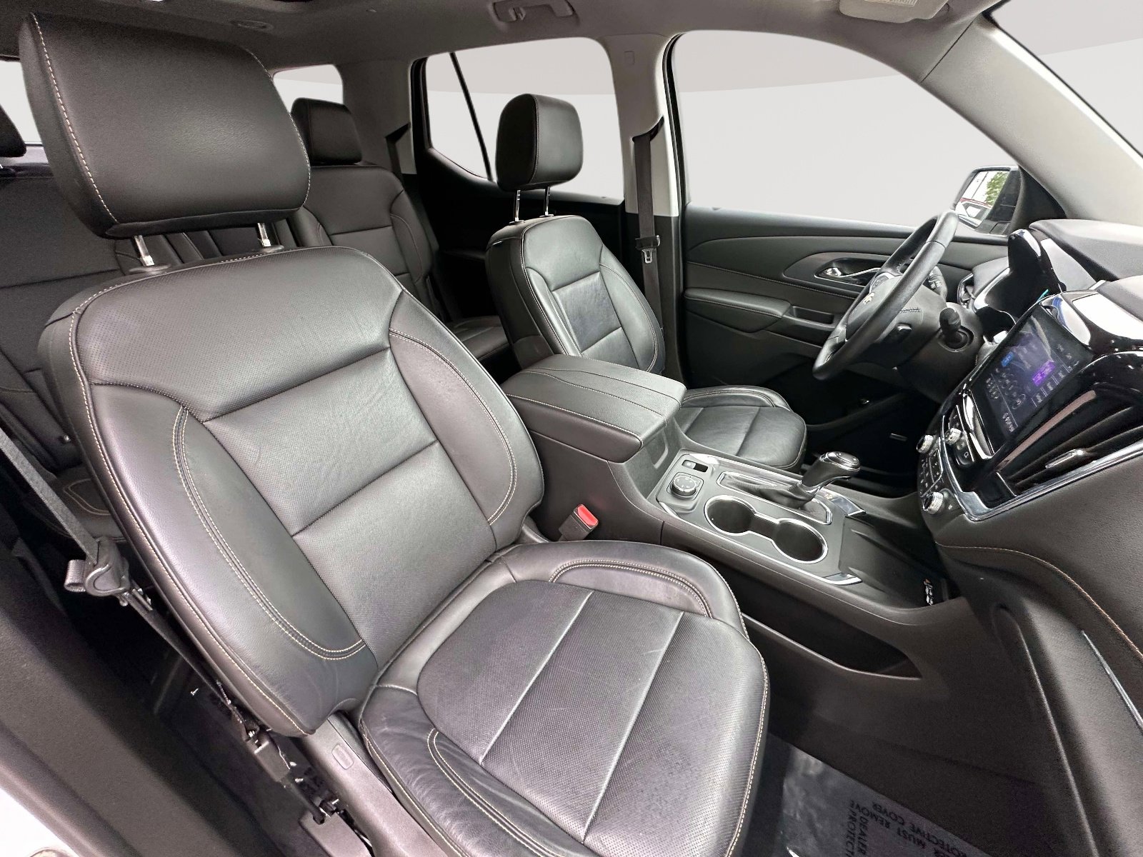Used 2020 Chevrolet Traverse Premier w/ Redline Edition AWD/4WD image 30
