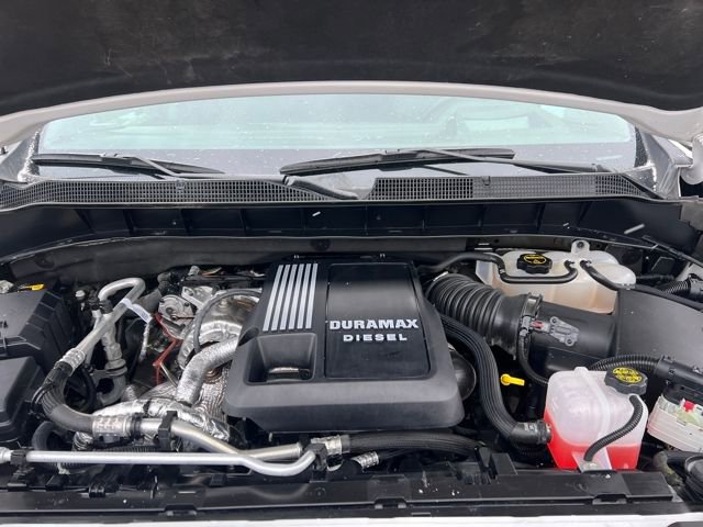 Certified 2025 Chevrolet Silverado 1500 LTZ w/ Technology Package image 37