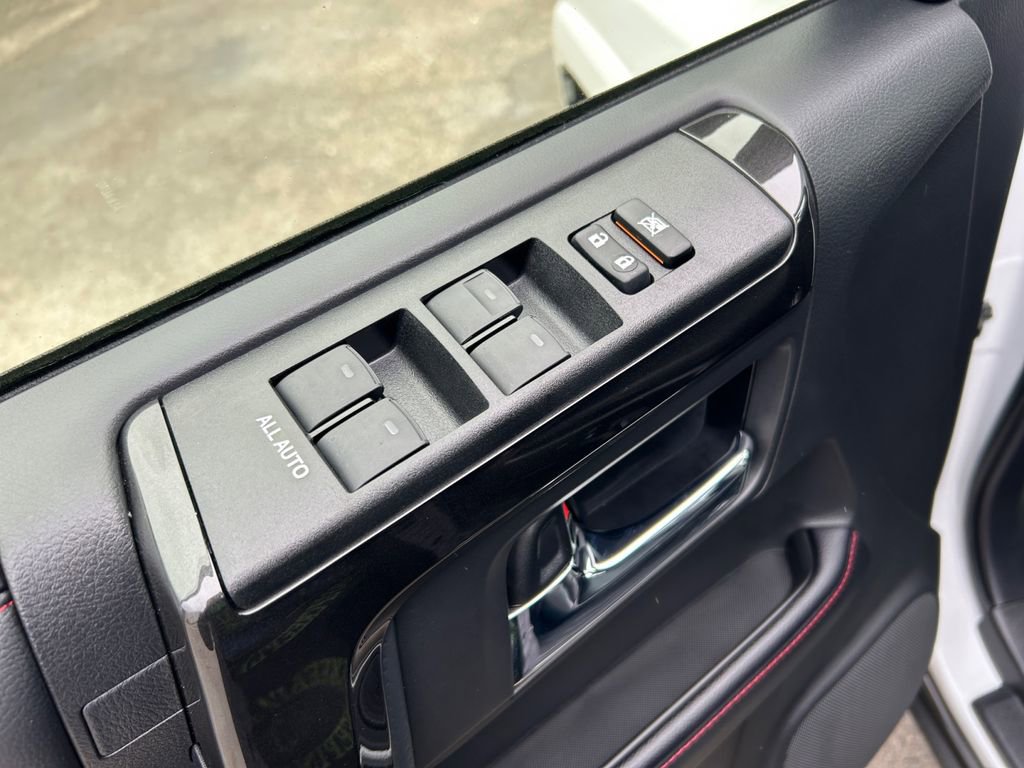 Used 2024 Toyota 4Runner TRD Off-Road Premium image 23