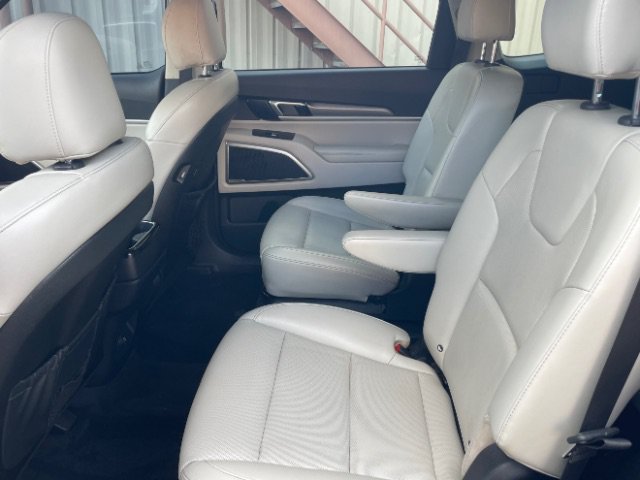 Used 2020 Kia Telluride S FWD image 12
