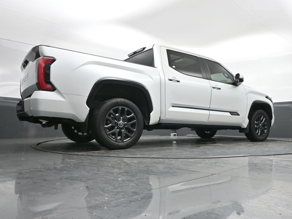 Used 2024 Toyota Tundra Platinum AWD/4WD image 39