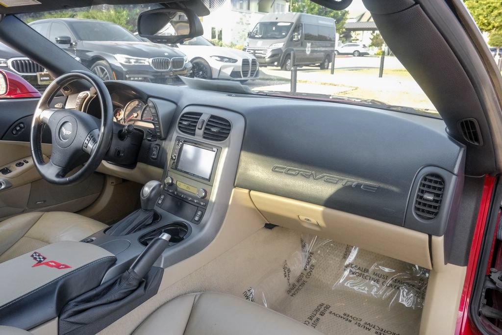 Used 2007 Chevrolet Corvette Convertible w/ Preferred Equipment Group RWD image 11