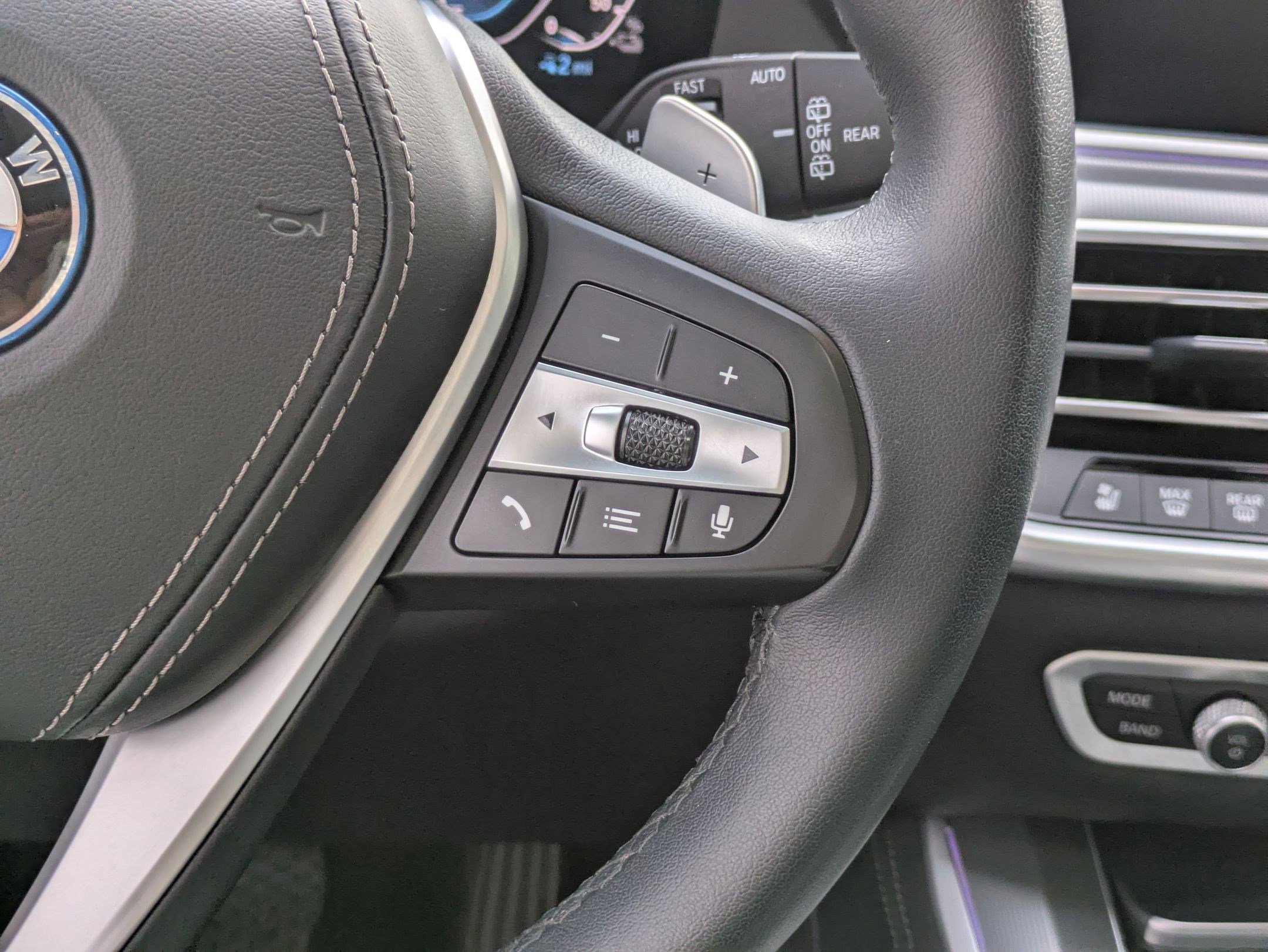 Used 2023 BMW X5 xDrive45e w/ Luxury Seating Package image 19