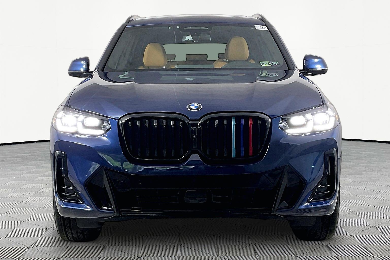 Certified 2024 BMW X3 xDrive30i w/ Premium Package AWD/4WD image 2
