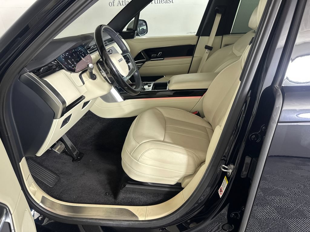 Used 2023 Land Rover Range Rover SE AWD/4WD image 9