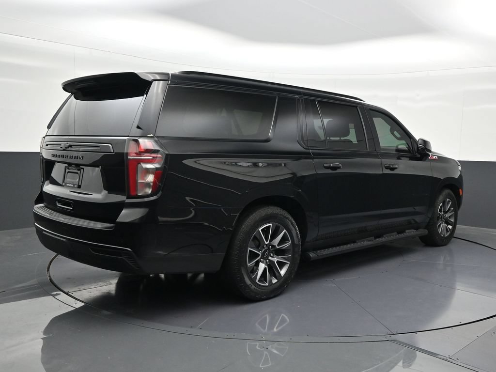 Used 2024 Chevrolet Suburban Z71 w/ Z71 Off-Road Package AWD/4WD image 5