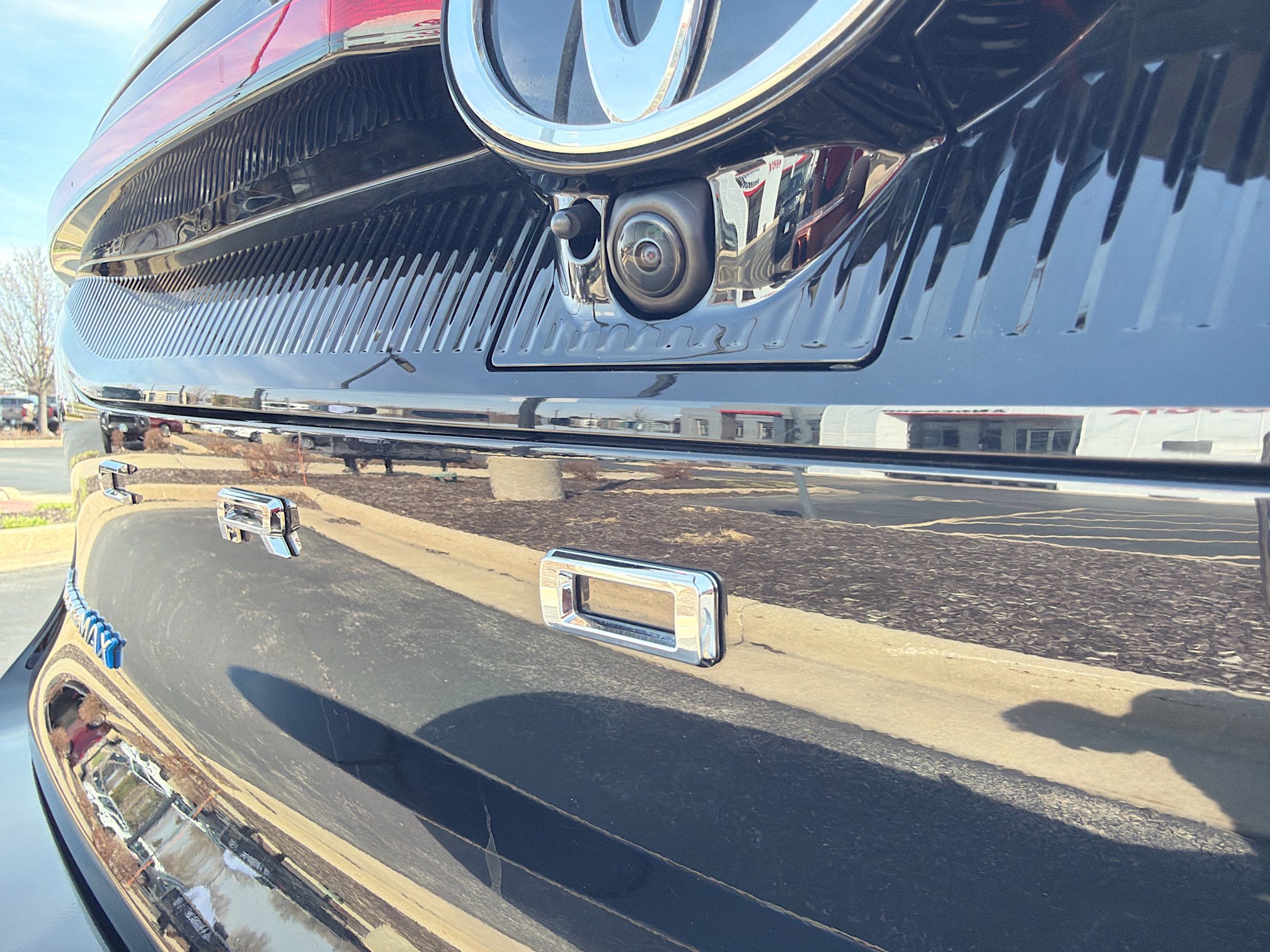 Certified 2025 Toyota Crown Platinum image 14