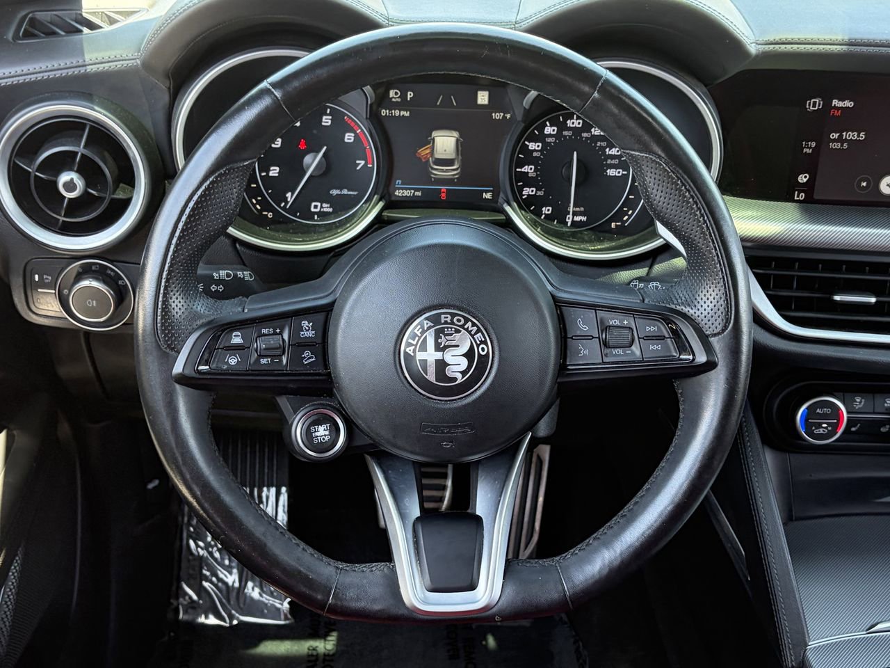 Used 2022 Alfa Romeo Stelvio Veloce AWD/4WD image 19