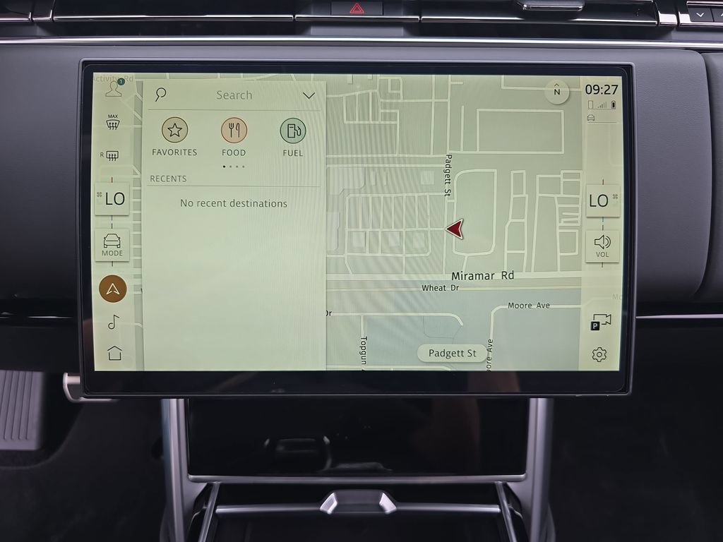 New 2026 Land Rover Range Rover SE AWD/4WD image 24