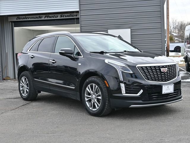 Used 2023 Cadillac XT5 Premium Luxury image 2