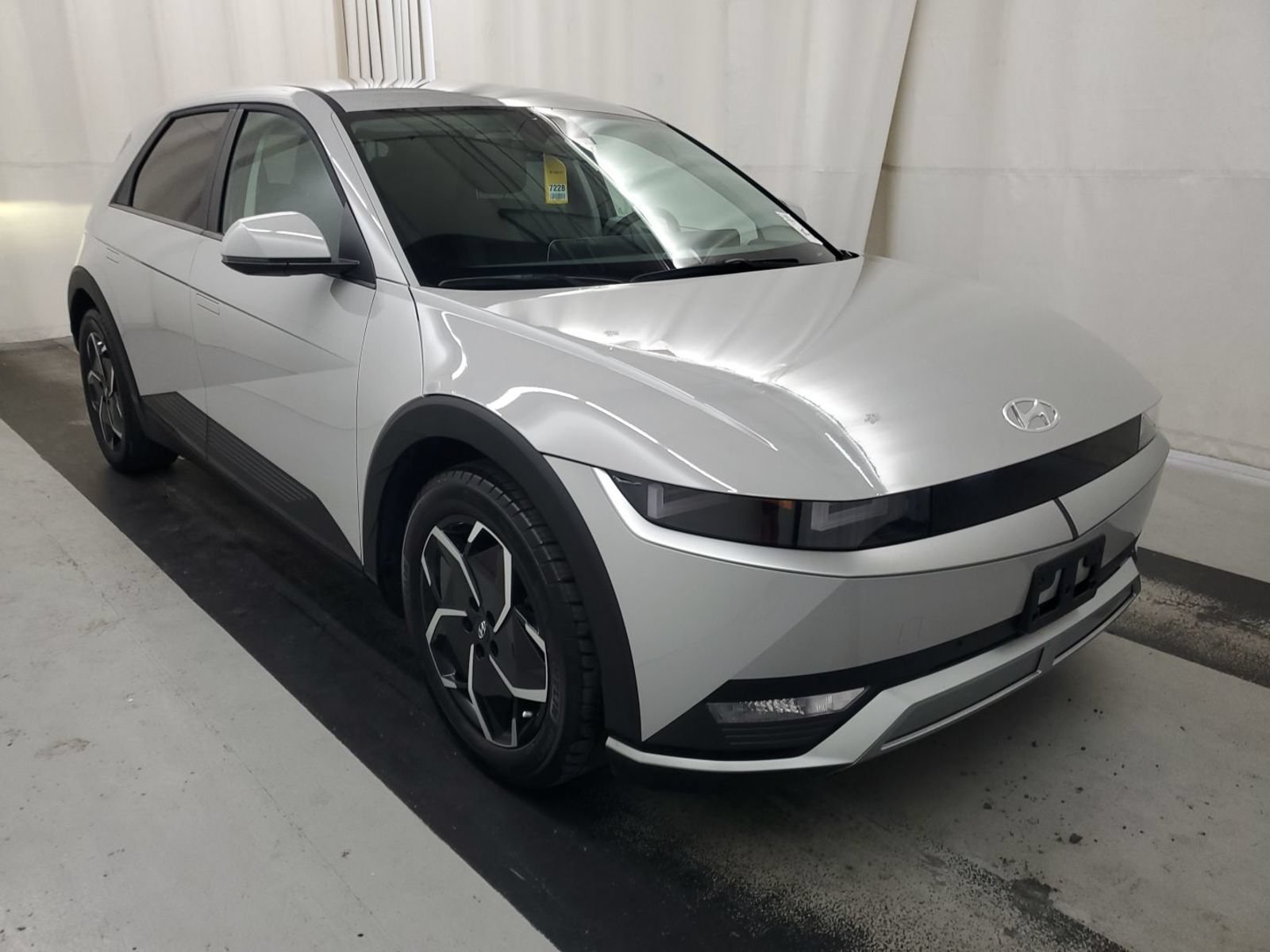 Used 2024 Hyundai Ioniq 5 SEL RWD image 4