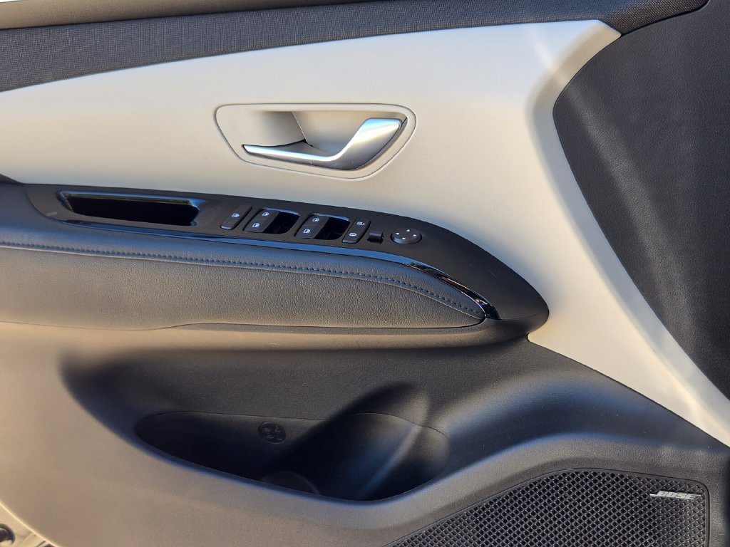 Used 2024 Hyundai Tucson Limited FWD image 30