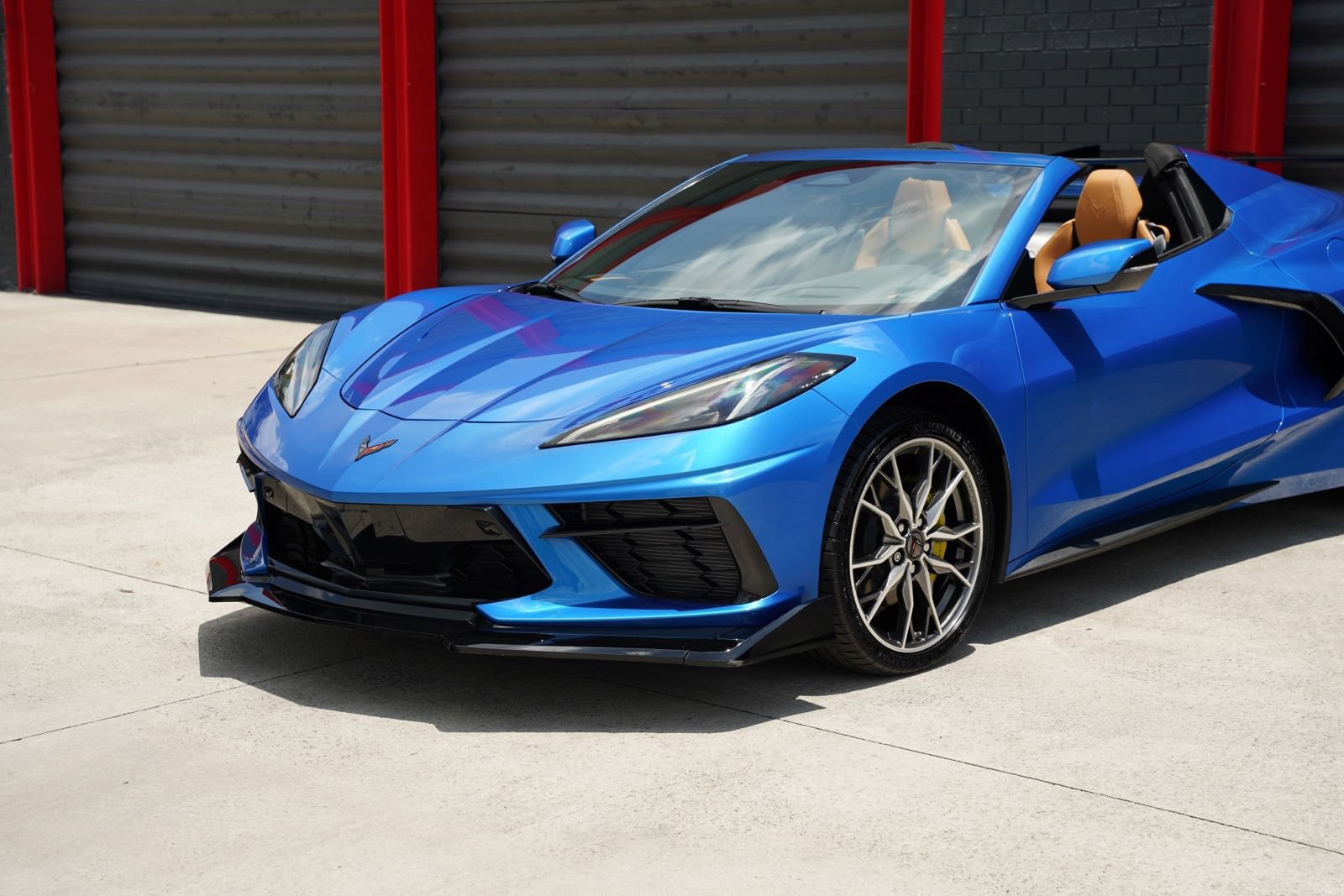 Used 2024 Chevrolet Corvette Stingray Preferred Conv w/ Battery Protection Package RWD image 2
